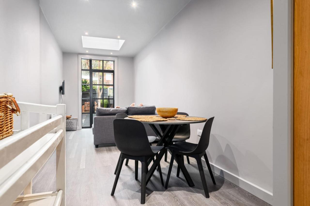 Lovely 2-Bed Apartment - Hosted By Guestready Londyn Zewnętrze zdjęcie