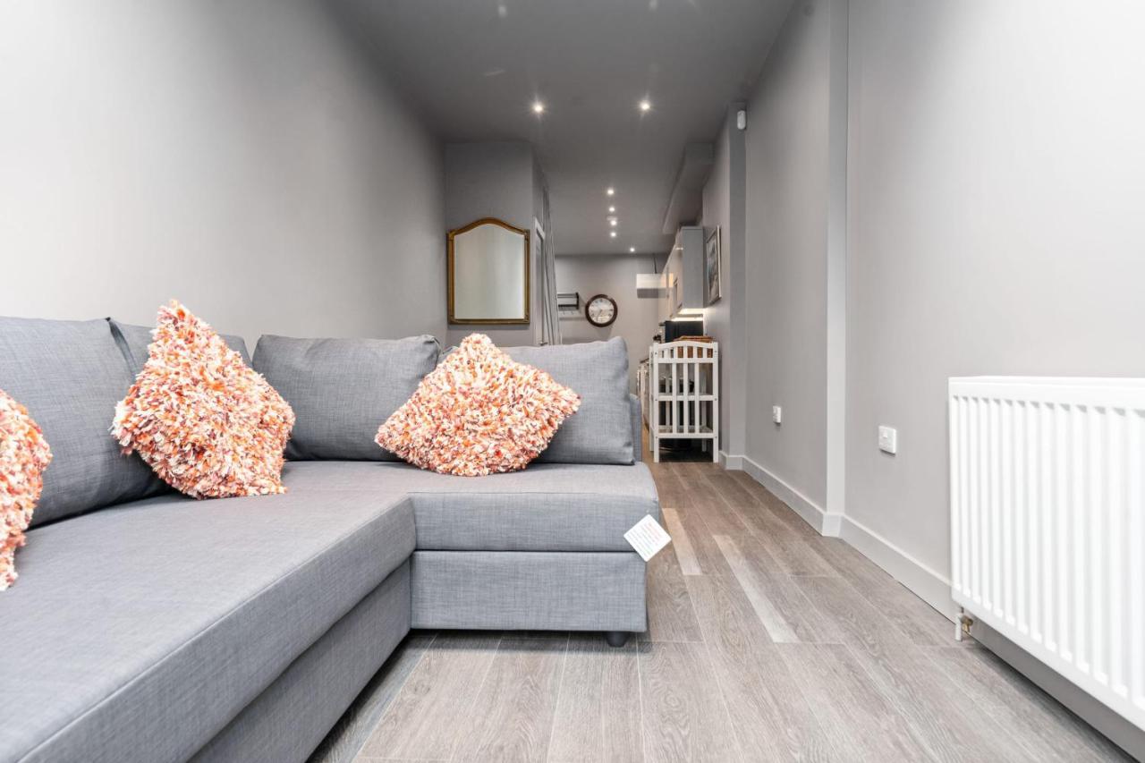 Lovely 2-Bed Apartment - Hosted By Guestready Londyn Zewnętrze zdjęcie